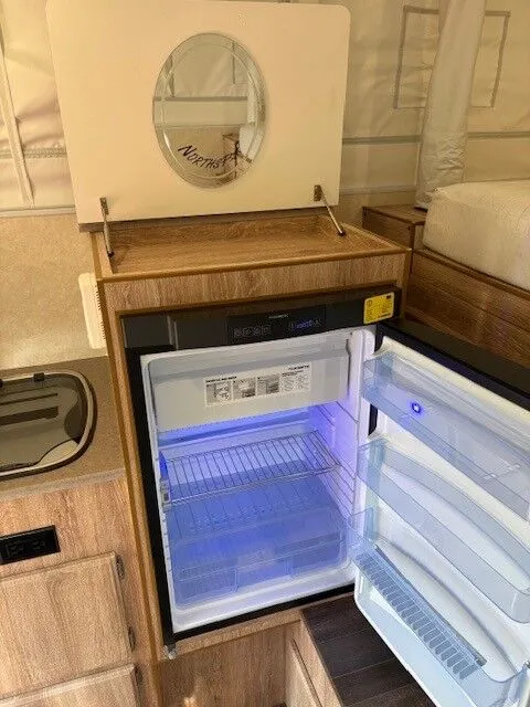 Used 2023 Northstar TC650 - Image 19