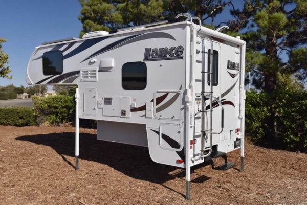 Lance 825 - Image 12