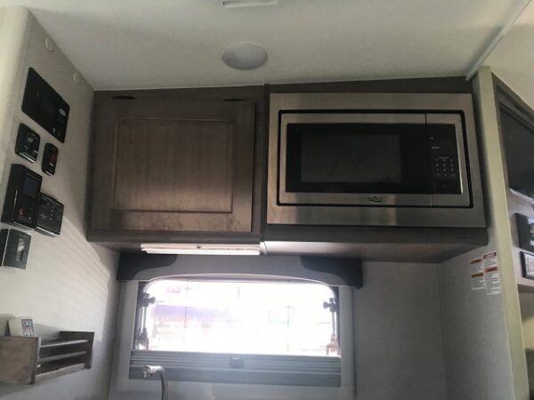 Lance 650 Used 2022 - Image 8