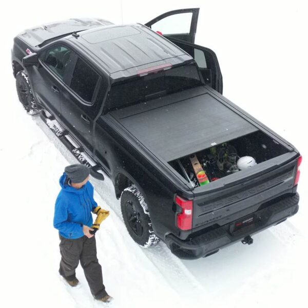 Chevrolet 4x4 Truck with Pace Edwards UltraGroove Electric Bed Cover Keeps Gear Clean and Dry