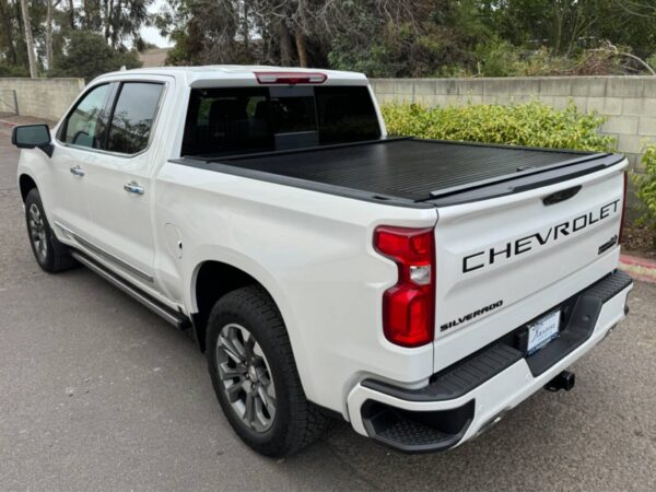 Chevrolet-Silverrado-Tonneau-Cover from Truck Covers USA