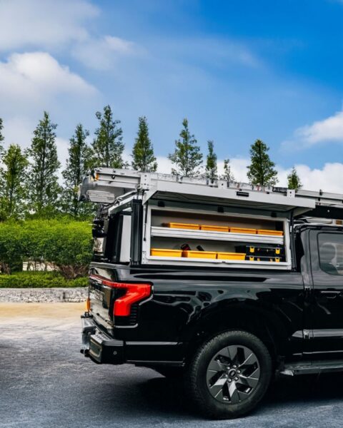 Ranger Design Trazer Truck Rack and Lockable Toolbox with Shelves and Storage